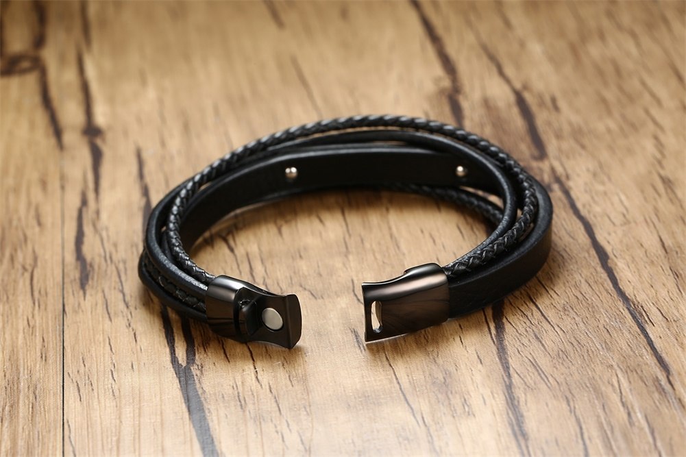 Stainless Steel Genuine Leather Wristband Black Medical Bracelet (Personalized Engraving Available)
